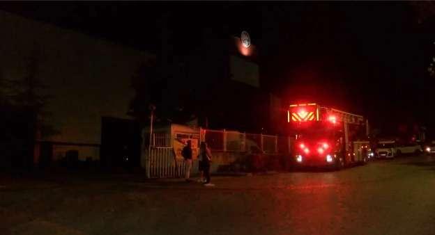 Ankara'da fabrika alev alev yandı